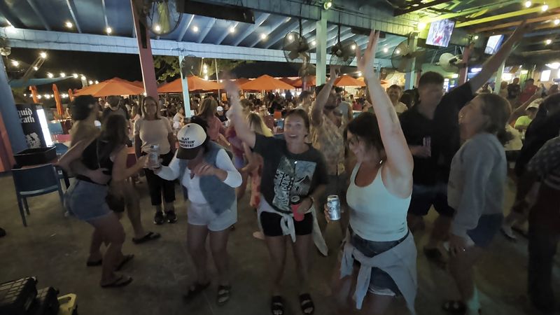 Live Music And DJs By The Lake