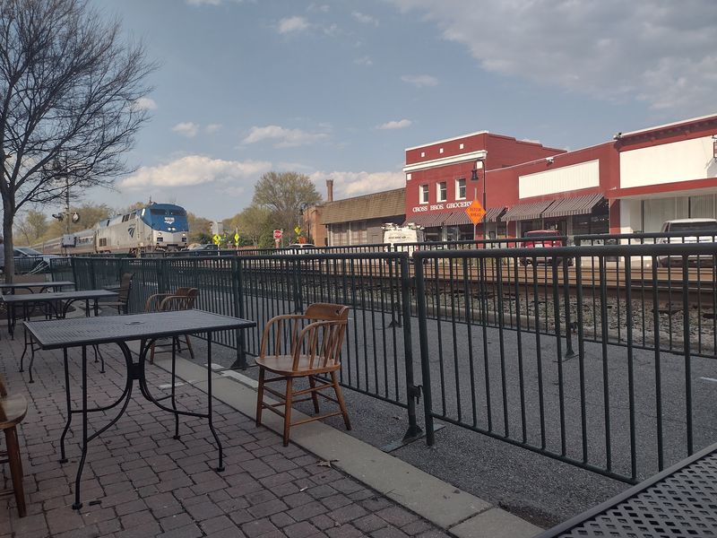 Live Music And The Downtown Buzz