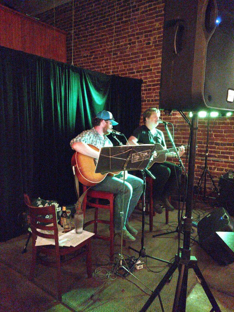 Live Music That Fills The Room