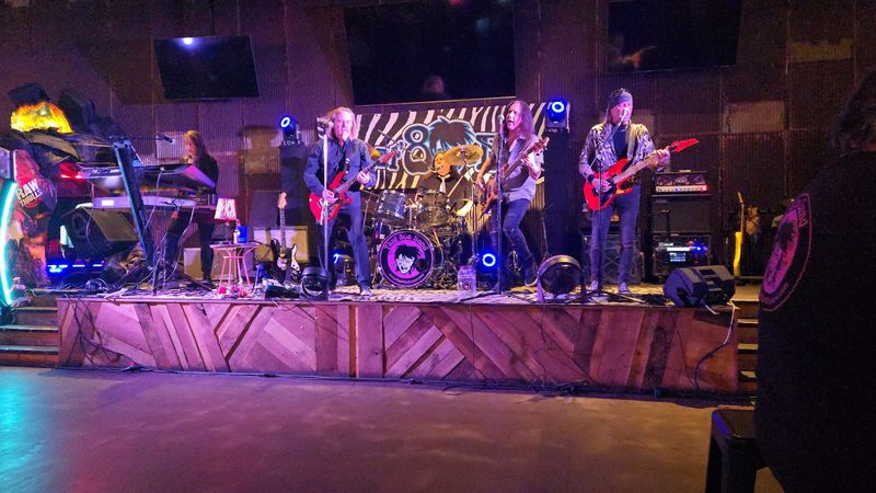 Live Music That Sets The Mood