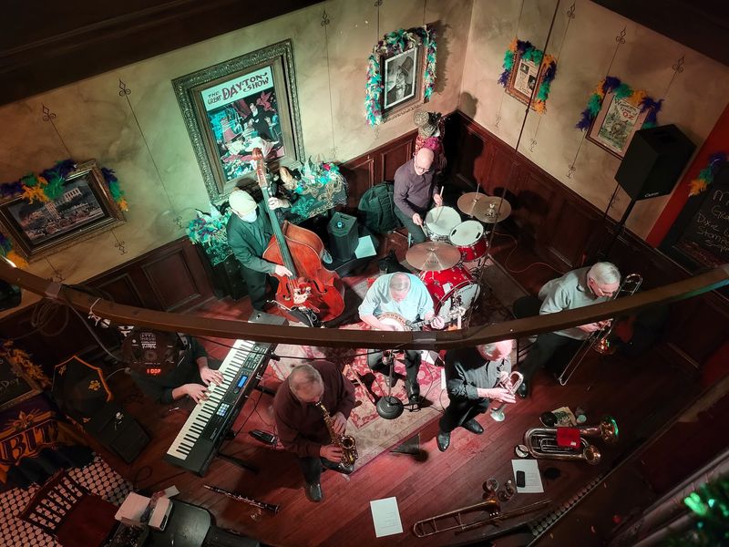 Live Music That Sets the Mood