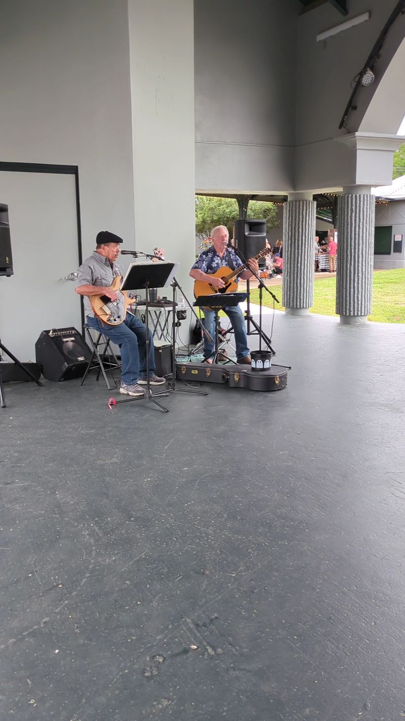 Live Music That Sets the Mood