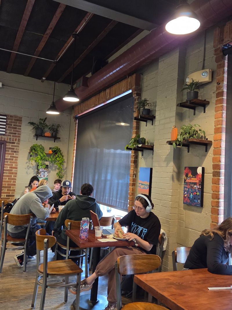 Live Music and a Relaxed Vibe Live Music and a Relaxed Vibe