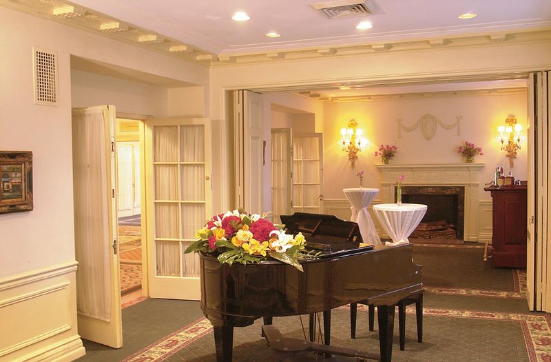 Live Piano and an Old-World Mood