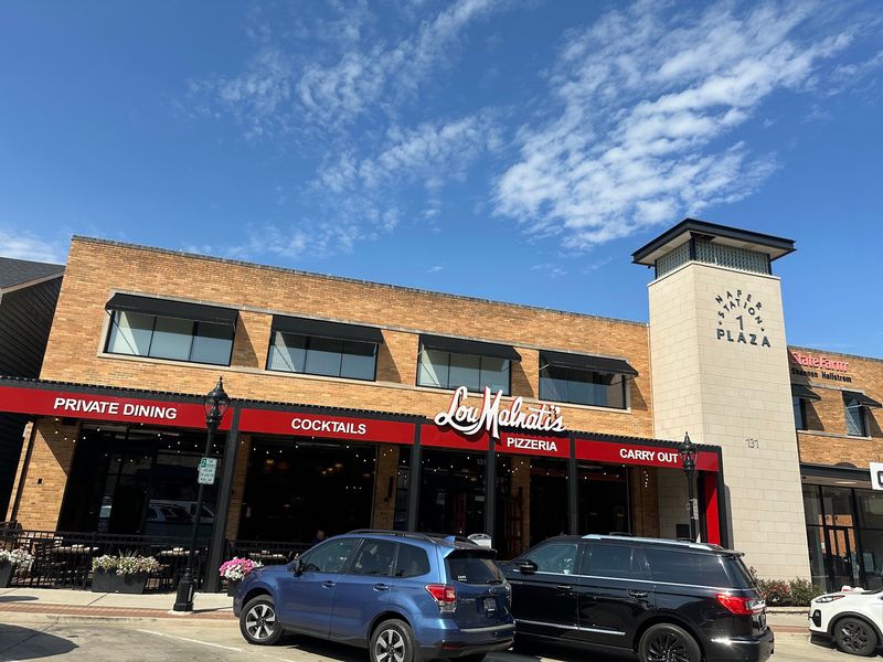 Lou Malnati's Pizzeria, Naperville, IL