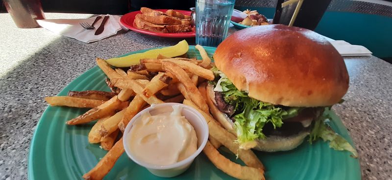 Lunch Classics Worth the Trip