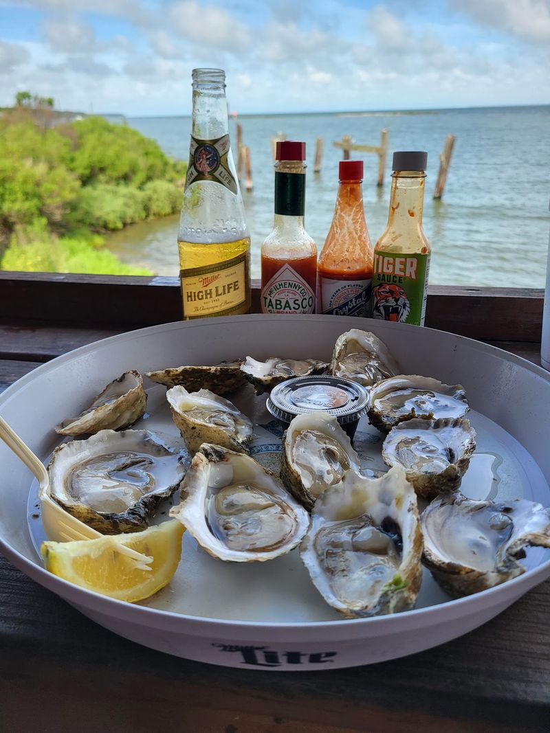 Lynn's Quality Oysters, Eastpoint, FL