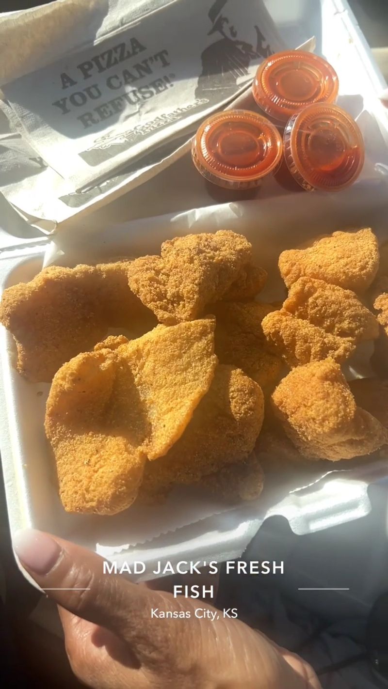 Mad Jack's Fresh Fish, Kansas City, KS