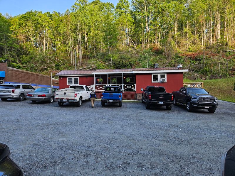 Mammie's Breakfast Barn, Bakersville, NC