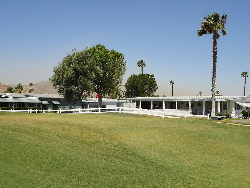Manufactured Homes That Keep Costs Friendly