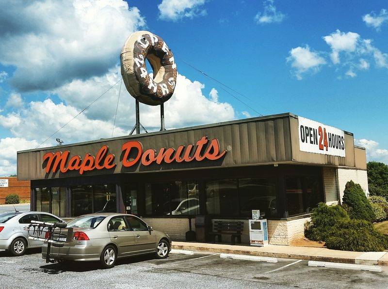 Maple Donuts, Etters, PA