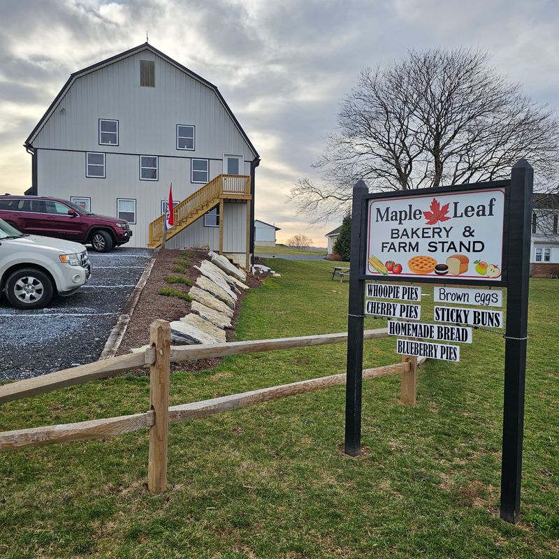 Maple Leaf Bakery and Farm Stand, Ephrata, PA