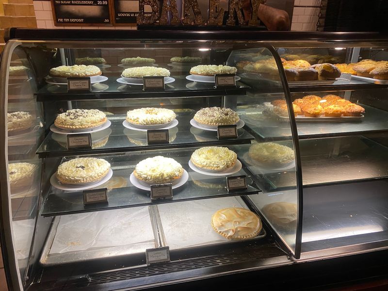 Marie Callender's, Original Long Beach Location