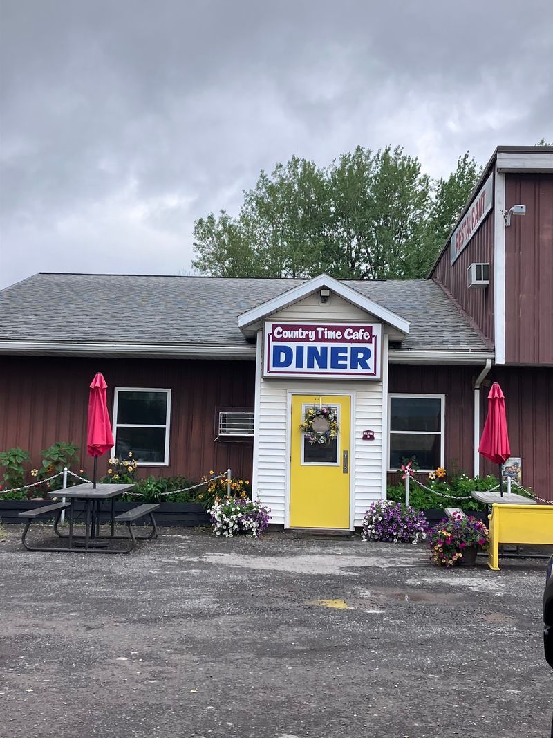 Maryann's Country Time Cafe, Phoenix, NY