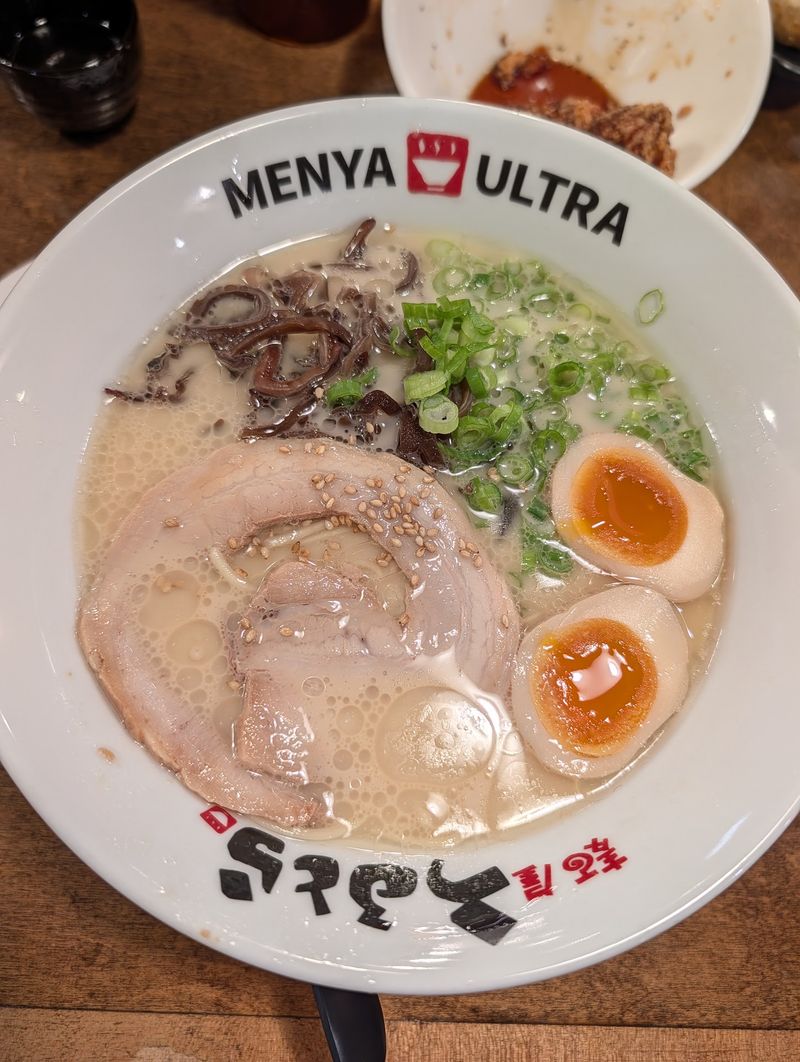 Menya Ultra, San Diego, CA