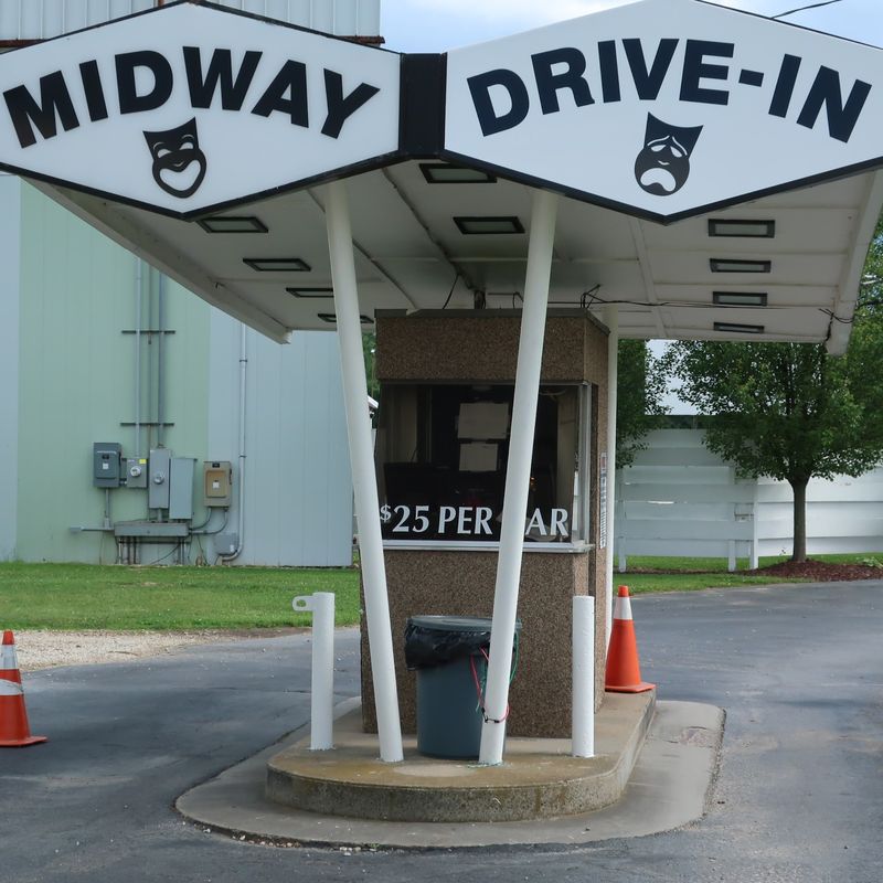 Midway Drive-In, Ravenna, Ohio Midway Drive-In, Ravenna, Ohio