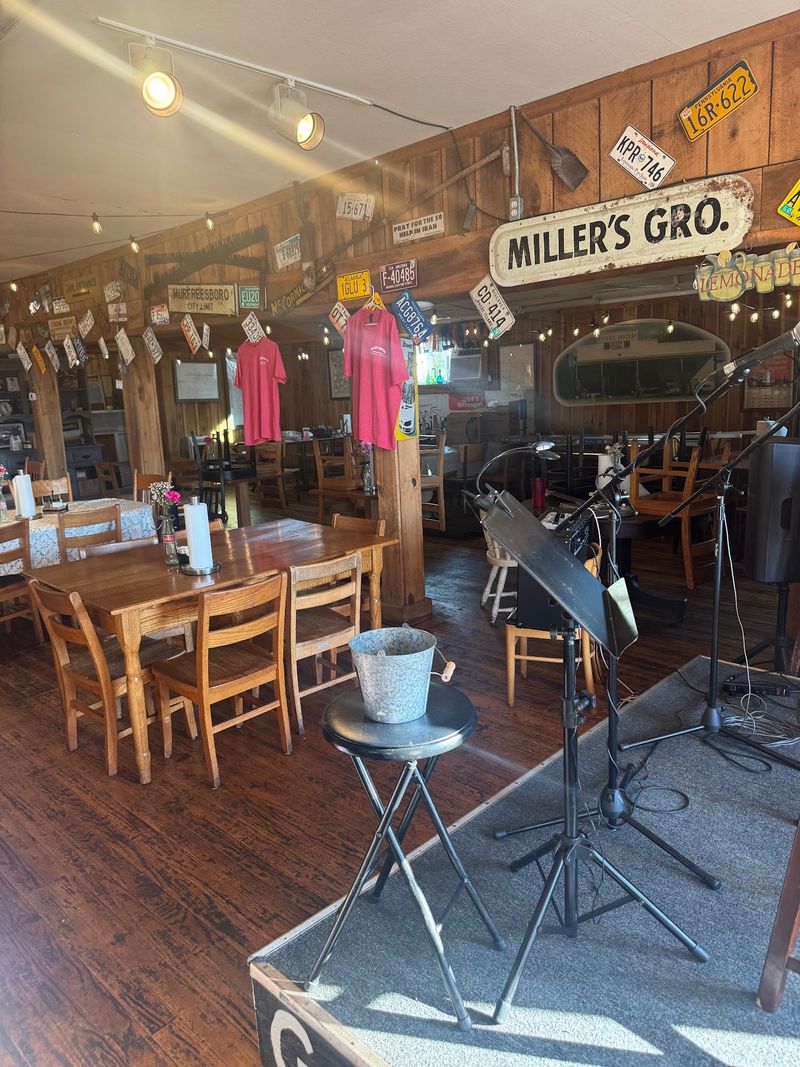 Miller's Grocery A Country Cafe, Christiana, TN