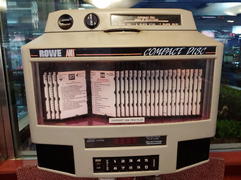 Mini Jukeboxes at Every Booth