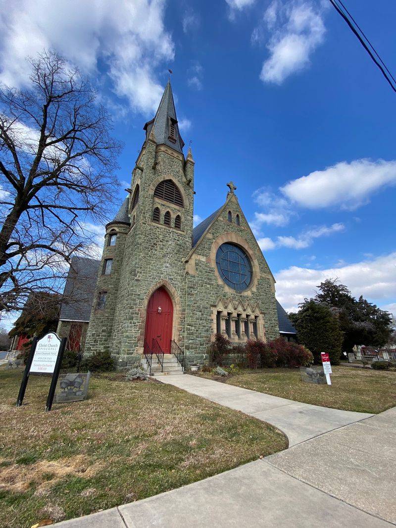 More Than Three Centuries of River Town History
