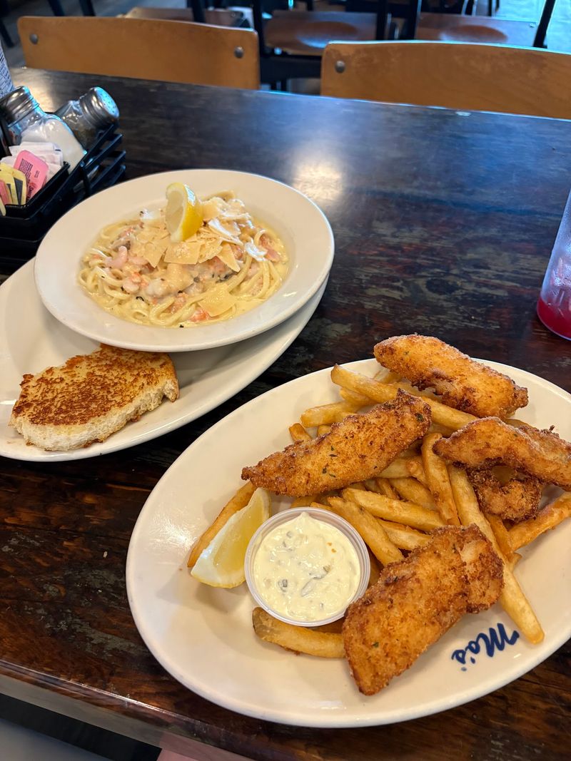 Mo's Seafood and Chowder, Newport Mo's Seafood and Chowder, Newport