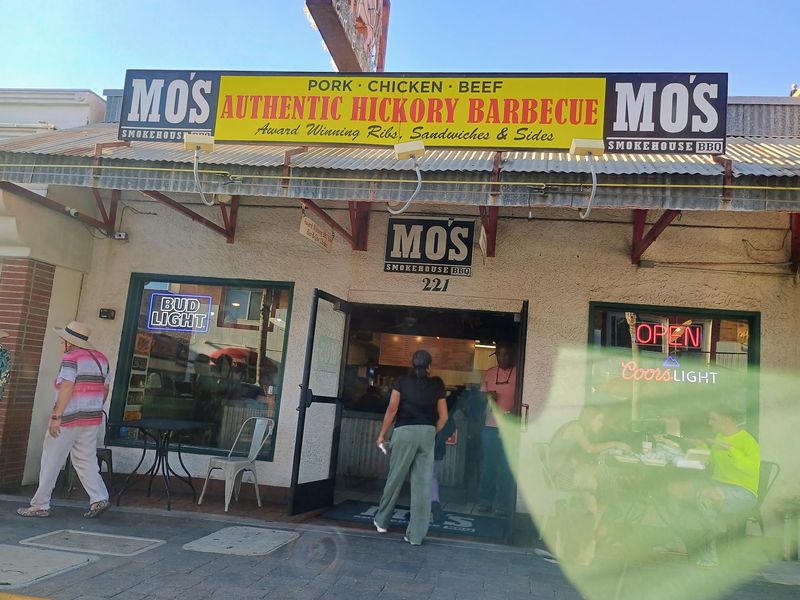 Mo's SmokeHouse BBQ, Pismo Beach, CA