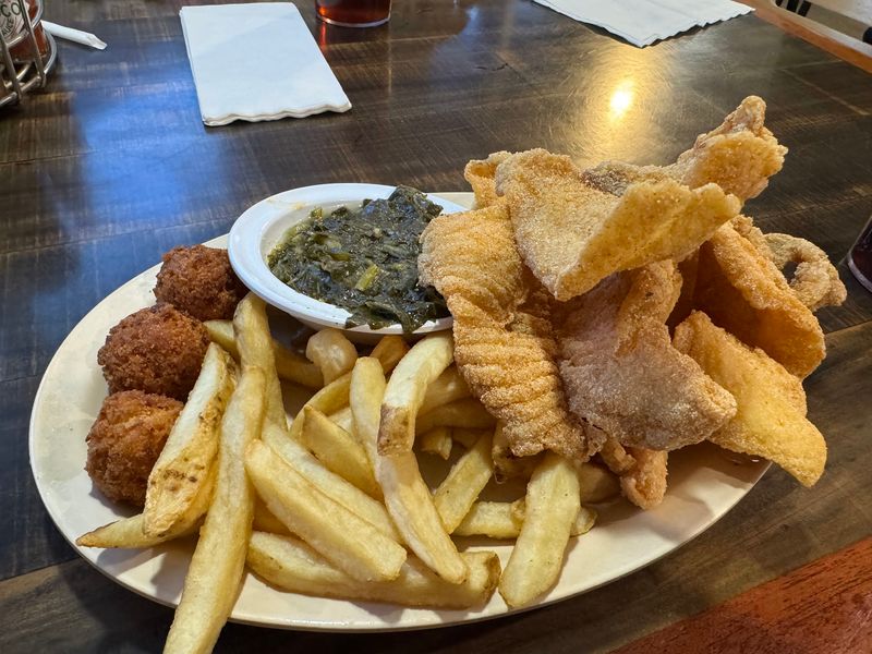Moss Creek Fish House, Pearl, MS