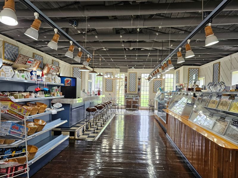 Mr Fudge's Confectionery, Metamora, IN Mr Fudge's Confectionery, Metamora, IN