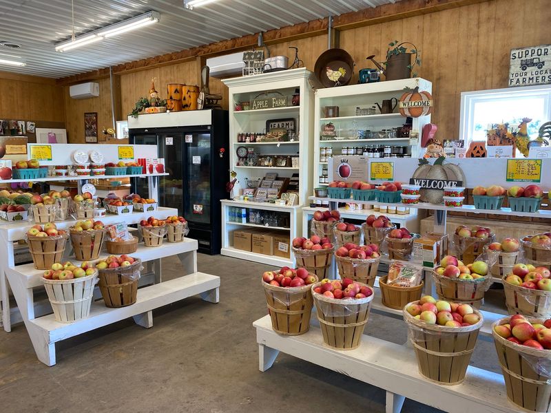 Mt Airy Orchards, Dillsburg, PA