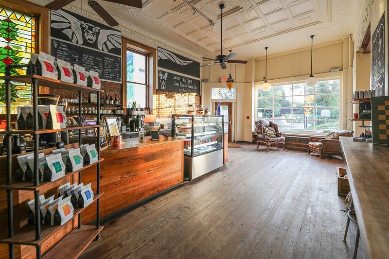 Mudhouse Coffee Roasters, Crozet, Virginia