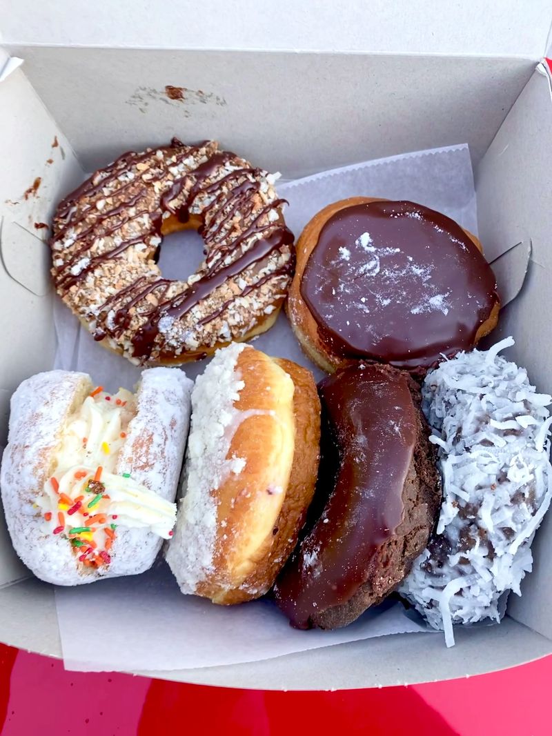 Neils Donuts, Wallingford, CT Neils Donuts, Wallingford, CT