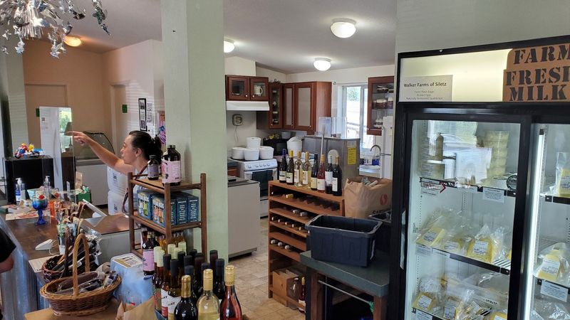 Nestucca Bay Creamery Cheese Shop, Cloverdale, OR Nestucca Bay Creamery Cheese Shop, Cloverdale, OR