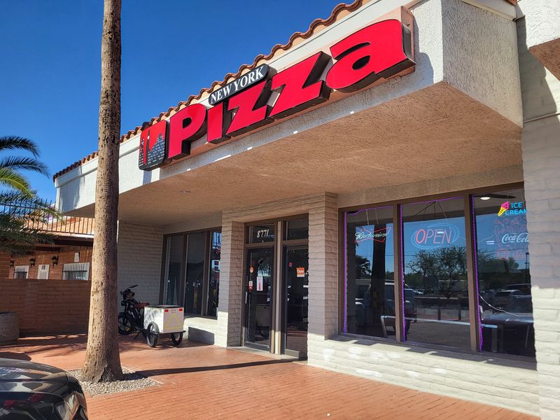 New York Pizza on Broadway, Tucson, AZ New York Pizza on Broadway, Tucson, AZ