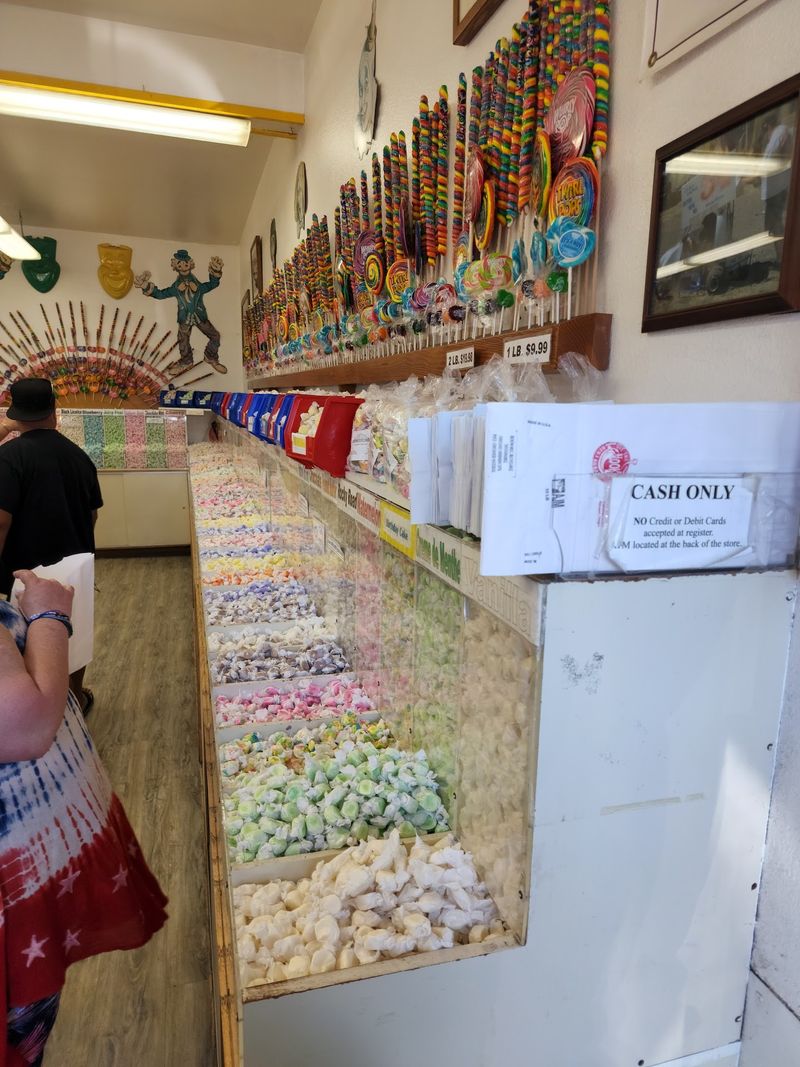 Newport Candy Shoppe, Newport, OR