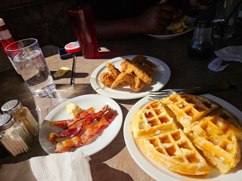 Niecie's Restaurant, Kansas City, MO