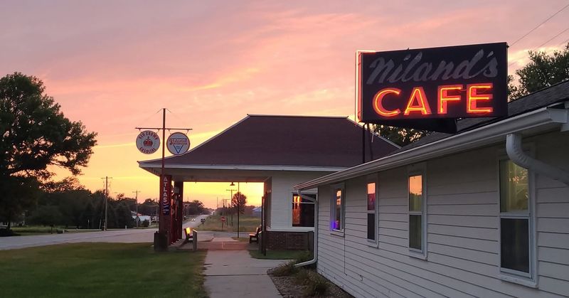Niland's Cafe, Colo, IA
