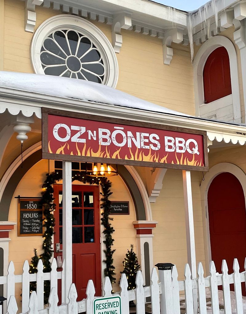 OZ n BONES BBQ, Colchester, CT