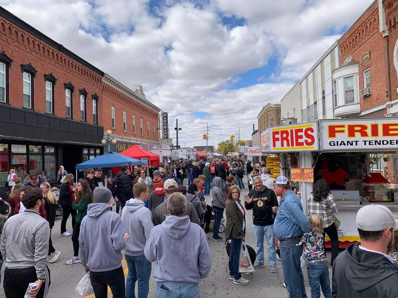 Oak Harbor Apple Festival, Oak Harbor, OH