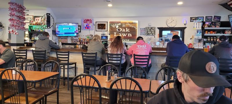 Oak Lawn Tavern, Brainerd, MN Oak Lawn Tavern, Brainerd, MN
