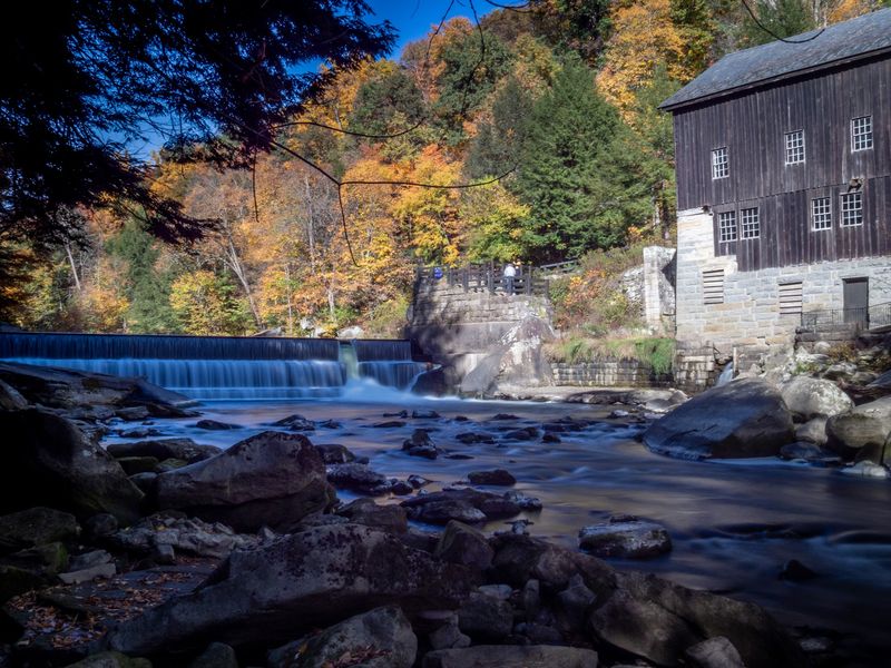 October Colors and Shorter Winter Days October Colors and Shorter Winter Days