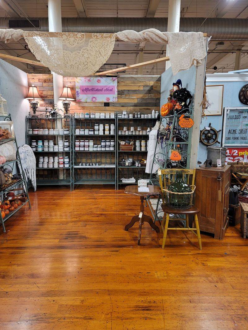 Old-Fashioned Candy And Ice Cream Stops Old-Fashioned Candy And Ice Cream Stops