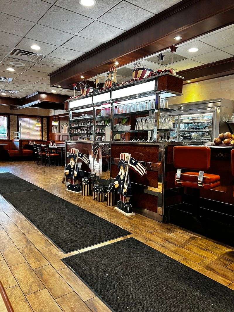 Old-School Jersey Diner Spirit