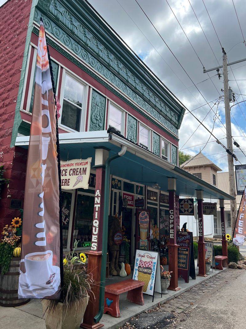 Old Village Mercantile, Caledonia, MO
