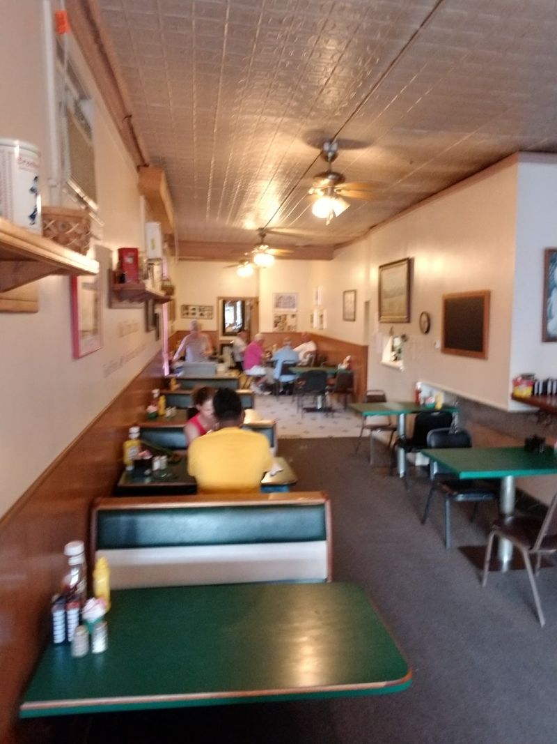 Old Walls and Twelve Tables