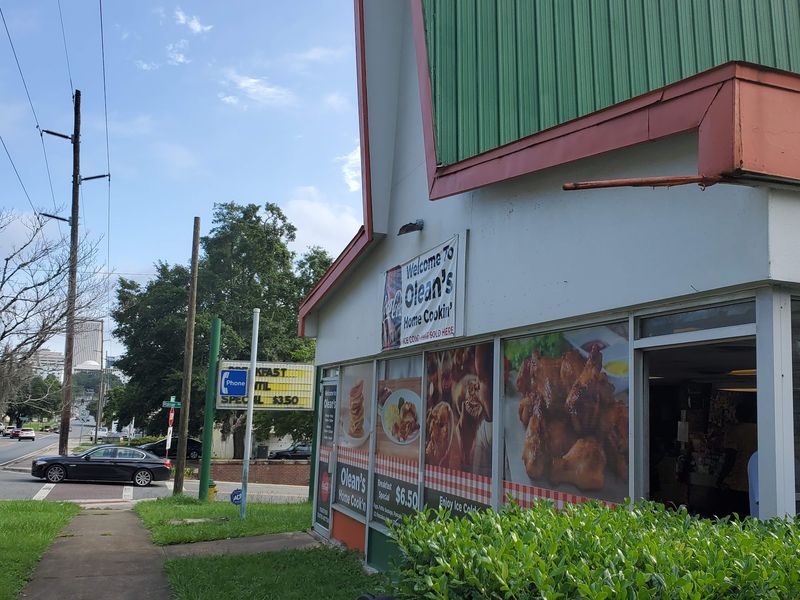 Olean's Cafe, Tallahassee, FL
