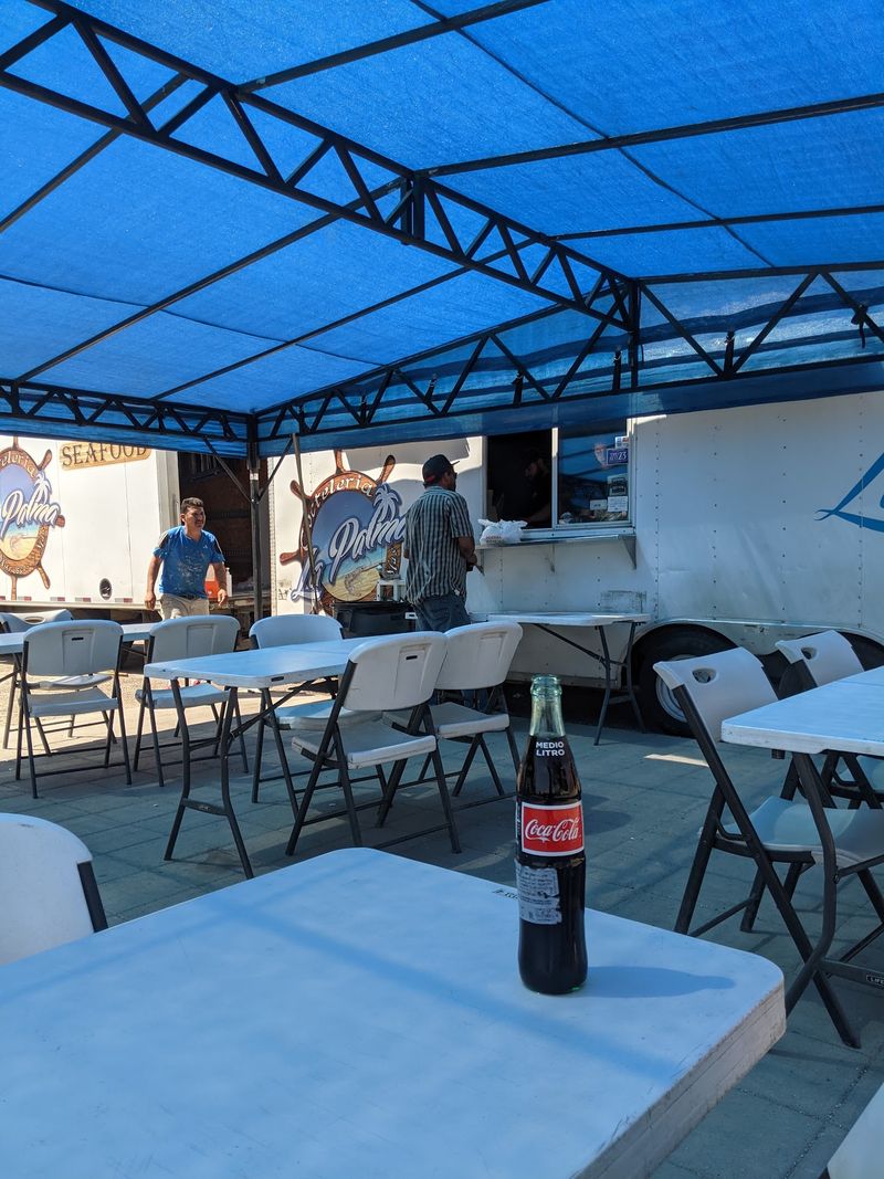Open-Air Tables and Easygoing Company