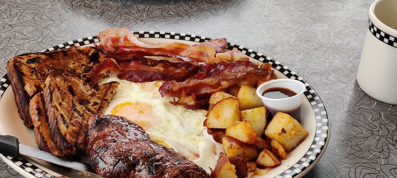 Options for Vegetarians and Big Appetites