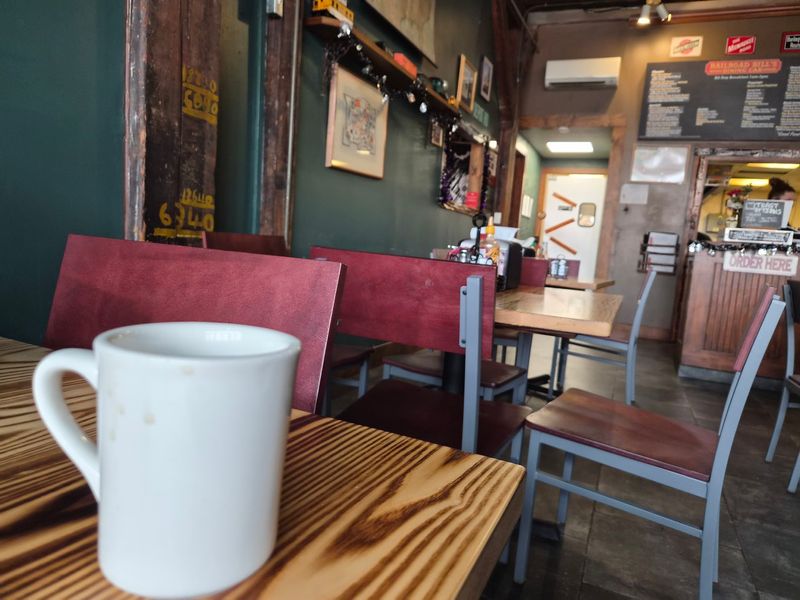 Order At The Counter, Then Relax