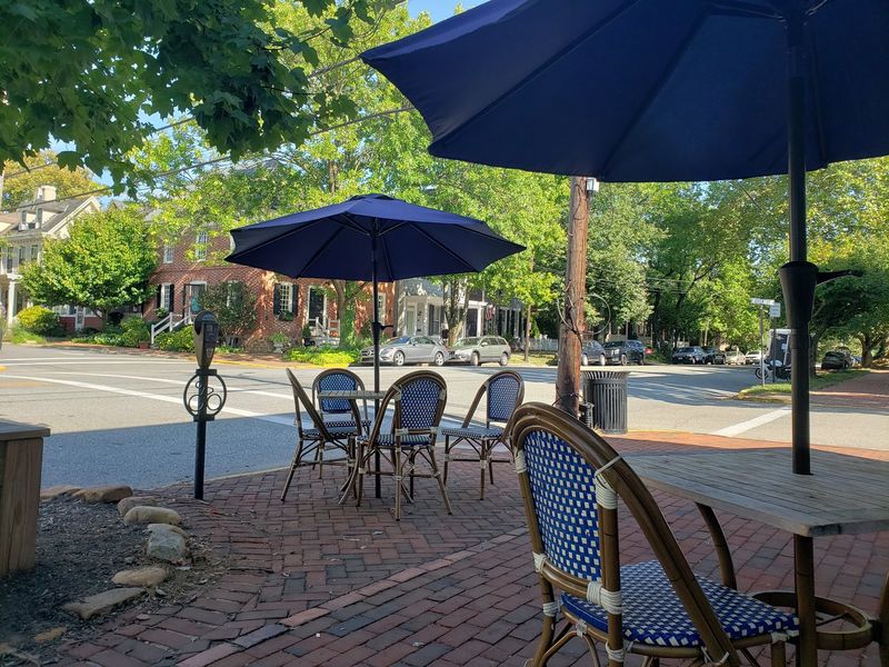 Outdoor Seating and Room for the Pup