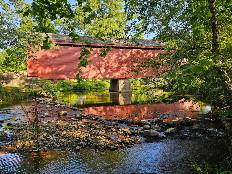 Owens Creek and Its Cool Wading Spots Owens Creek and Its Cool Wading Spots