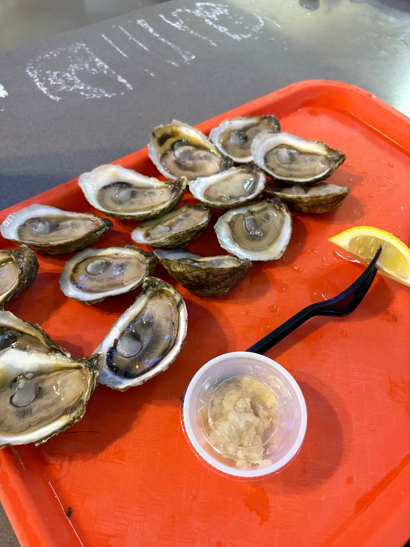 Oysters That Draw A Crowd